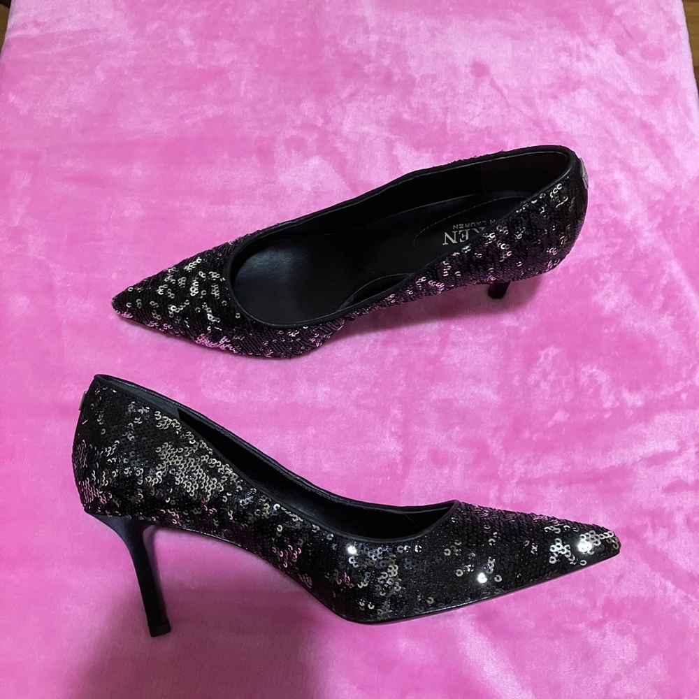 RALPH LAUREN BLACK SEQUIN PUMPS